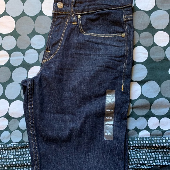 New - Picture 1 of 2